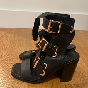 Sol Sana Chunky Leather Heel Sandals . The most comfortable shoes. Worn once